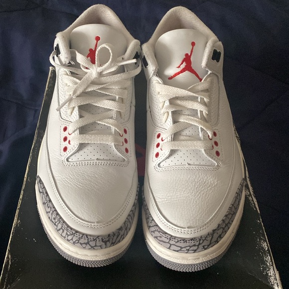 Retro Jordan 3 - Picture 3 of 10